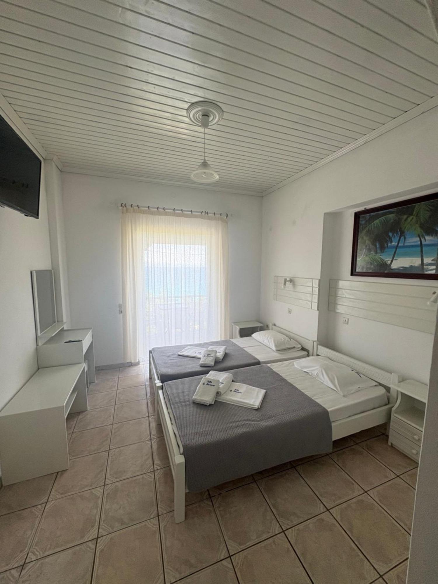 Villa Agia Aikaterini Amoudi Exterior foto